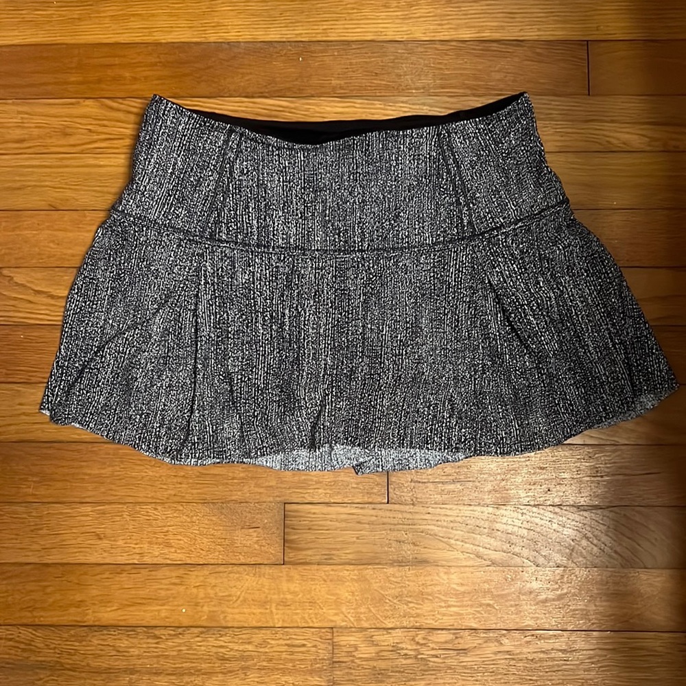 LuLulemon tennis skirt